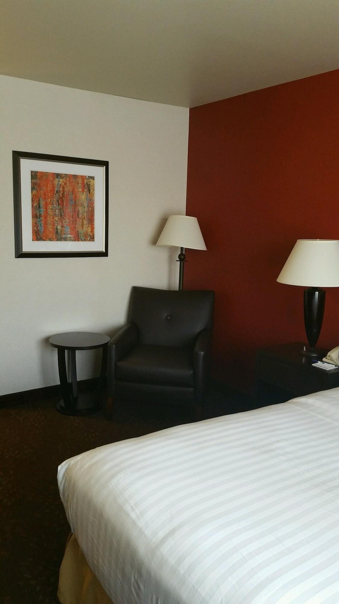 Hotel Express Corvallis-on The River By Ihg 3*