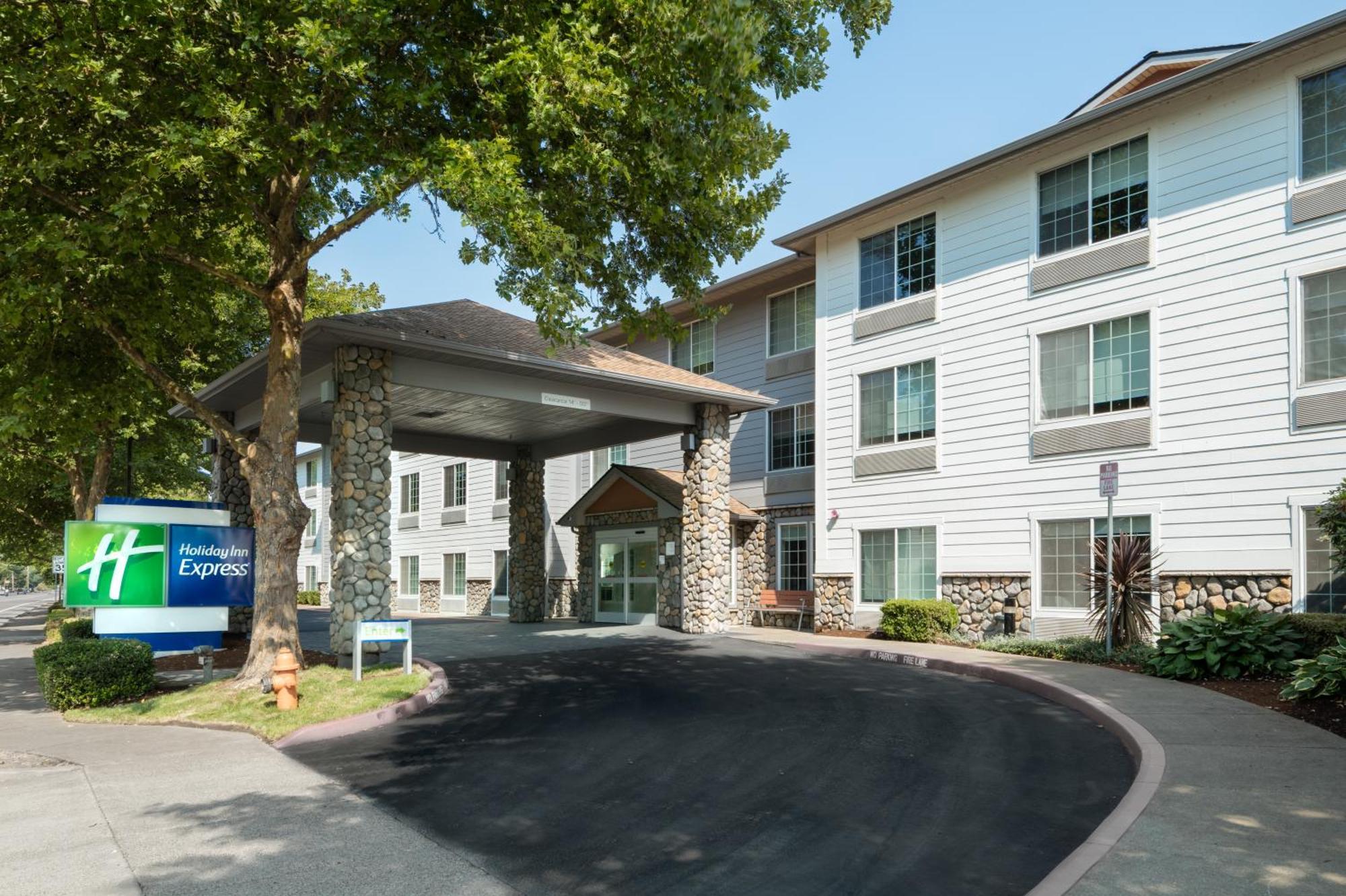 Express Corvallis-on The River By Ihg Hotel