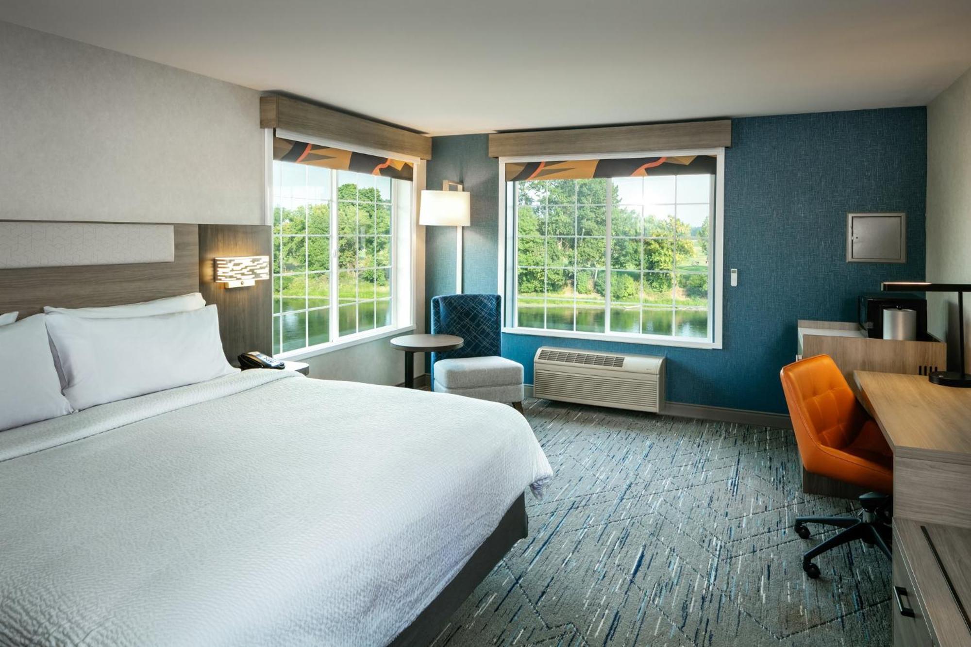 Express Corvallis-on The River By Ihg 3*