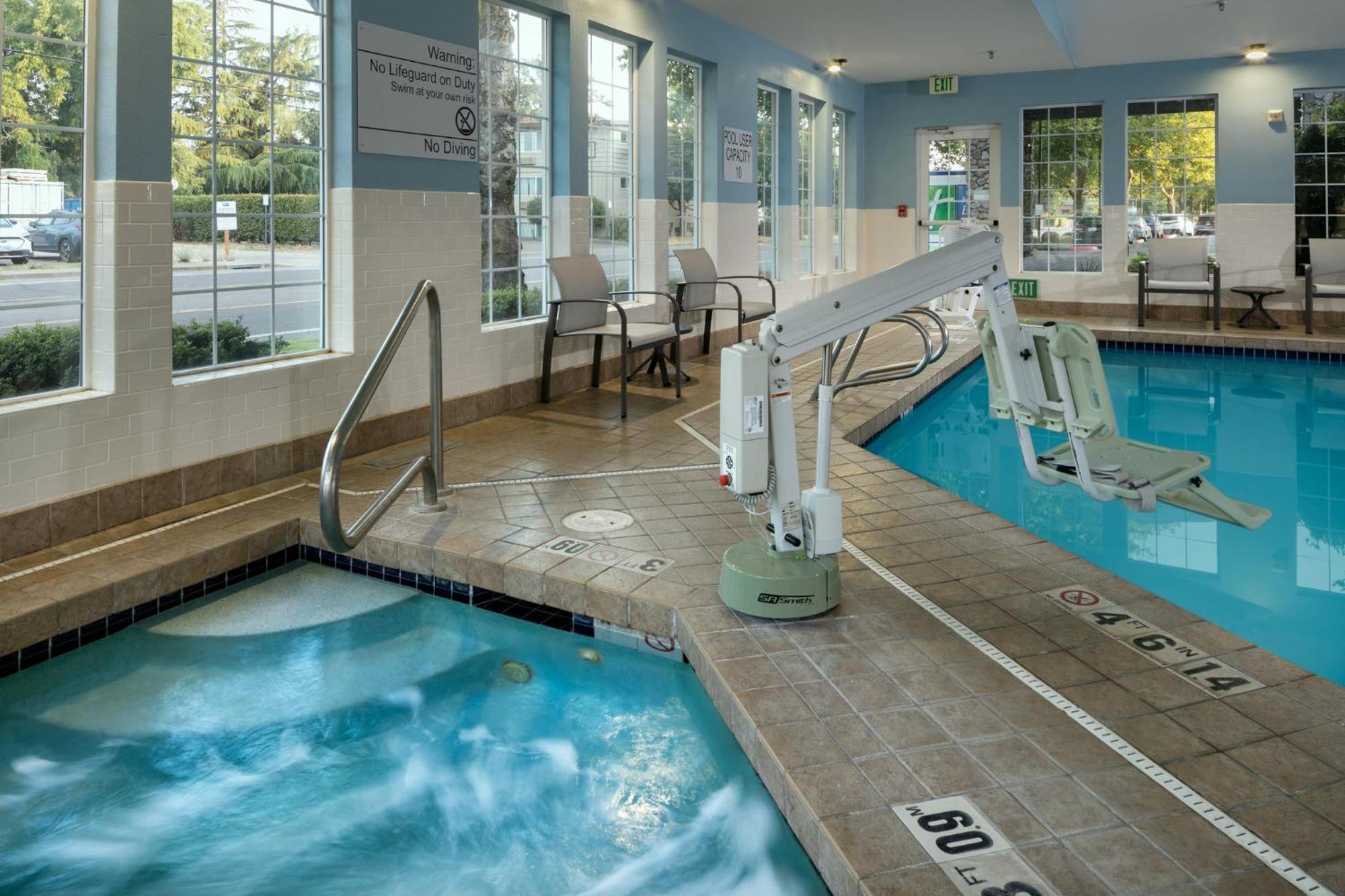 Hotel Express Corvallis-on The River By Ihg