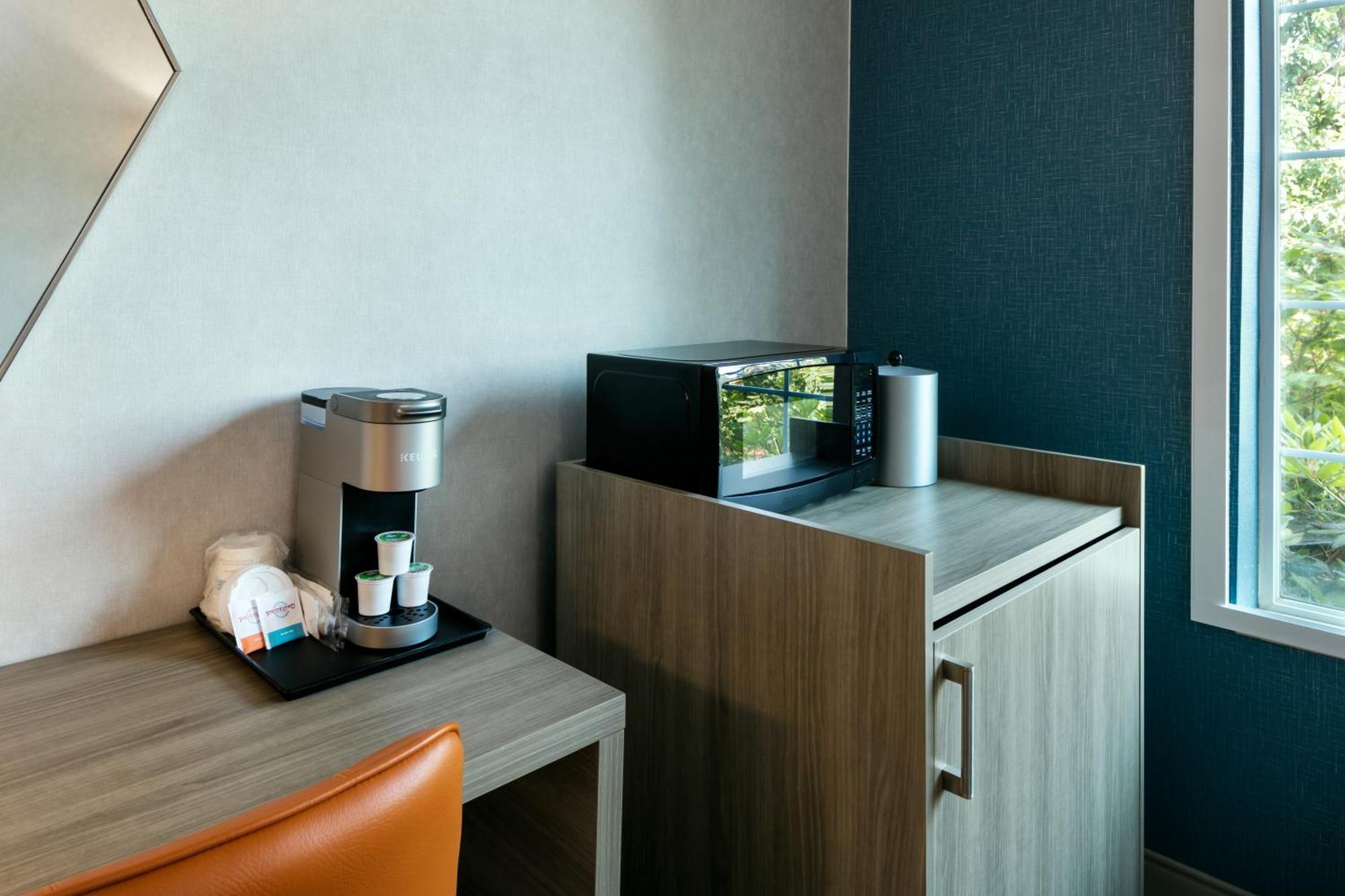 Express Corvallis-on The River By Ihg