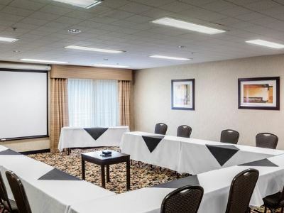 Hotel Express Corvallis-on The River By Ihg 3*